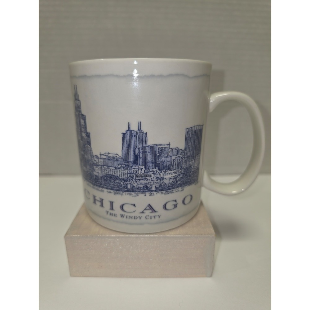 Starbucks Chicago Architecture Series‎ coffee mug The Windy City Skyline